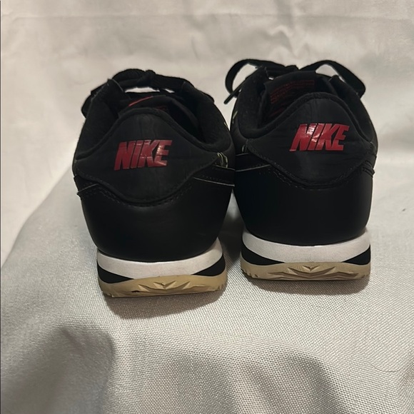 Men's Nike Cortez Black Floral Sneakers - Picture 6 of 8